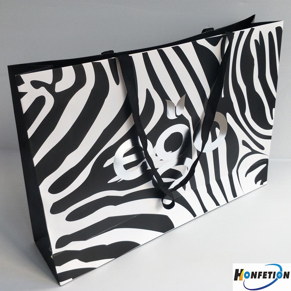 Gold foil Printed Shopping Paper Bags for Fashion Garments