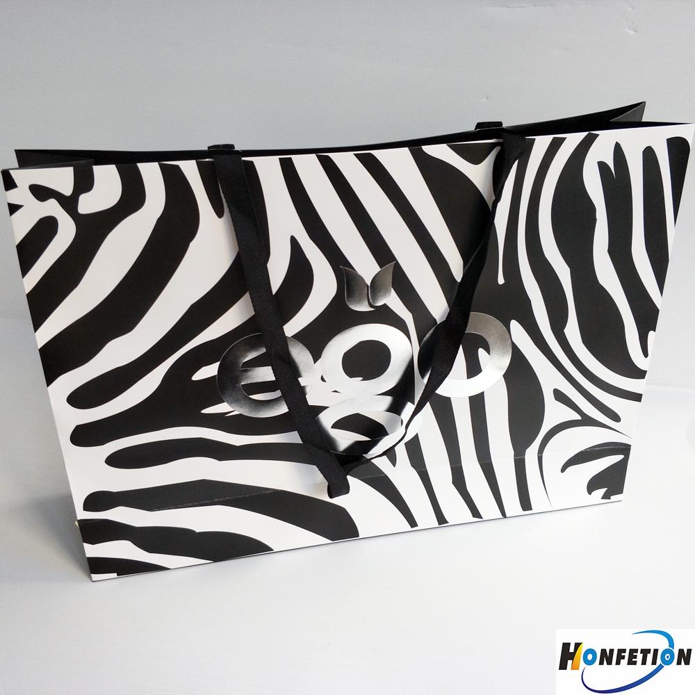 Gold foil Printed Shopping Paper Bags for Fashion Garments